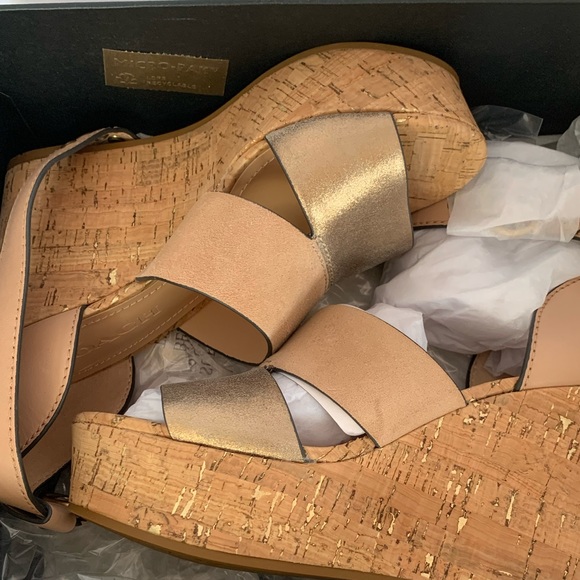 Coach Suede/Leather Platform Sandals. Never worn, bought new Macys. 7.5B - Picture 2 of 13